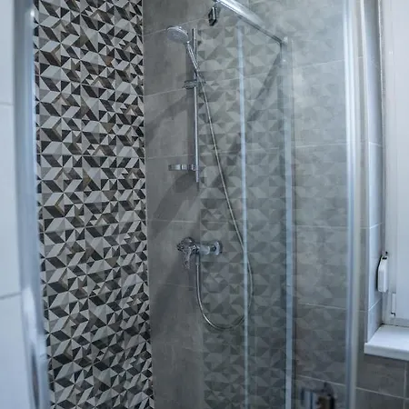 Attila Luxury Apartamento