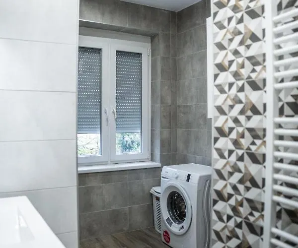 Attila Luxury Lägenhet Szeged